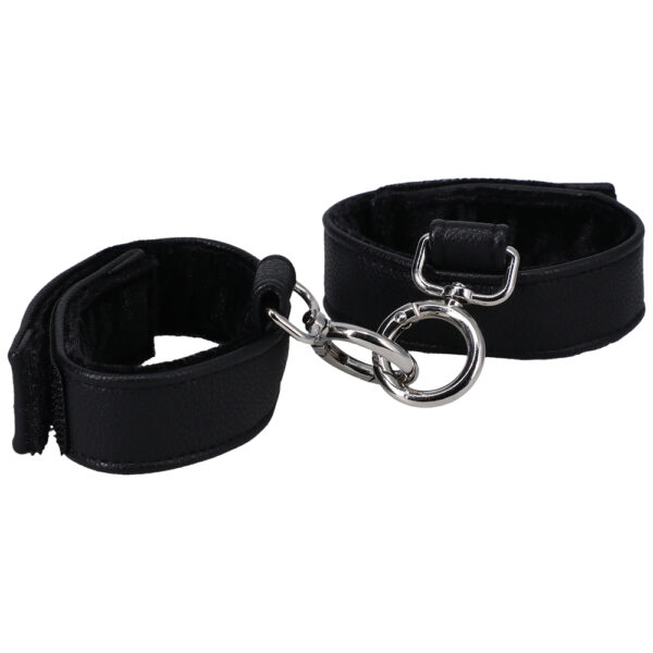 782421084233 Handcuffs In A Bag Black